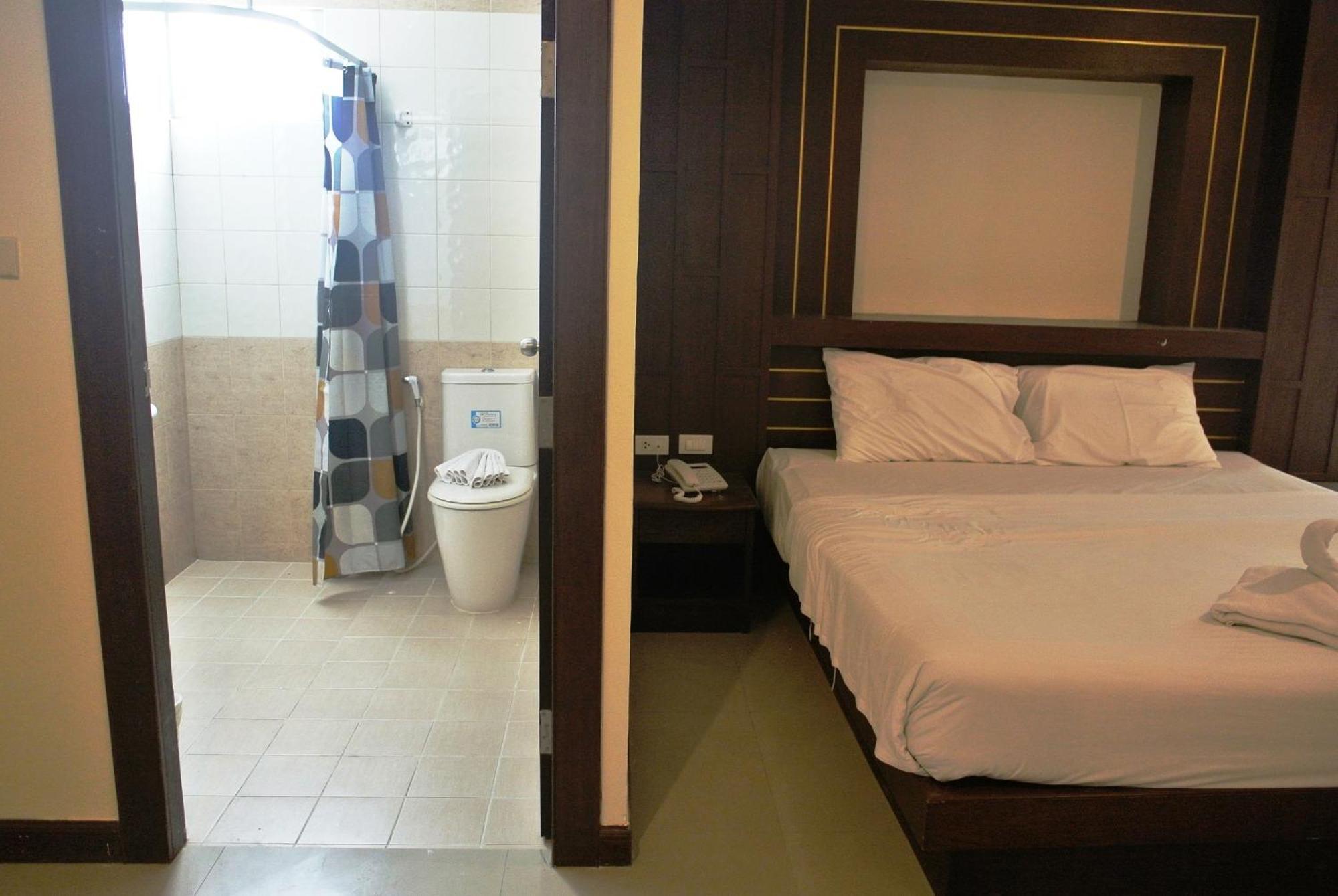 Sharaya Patong Hotel Exterior foto