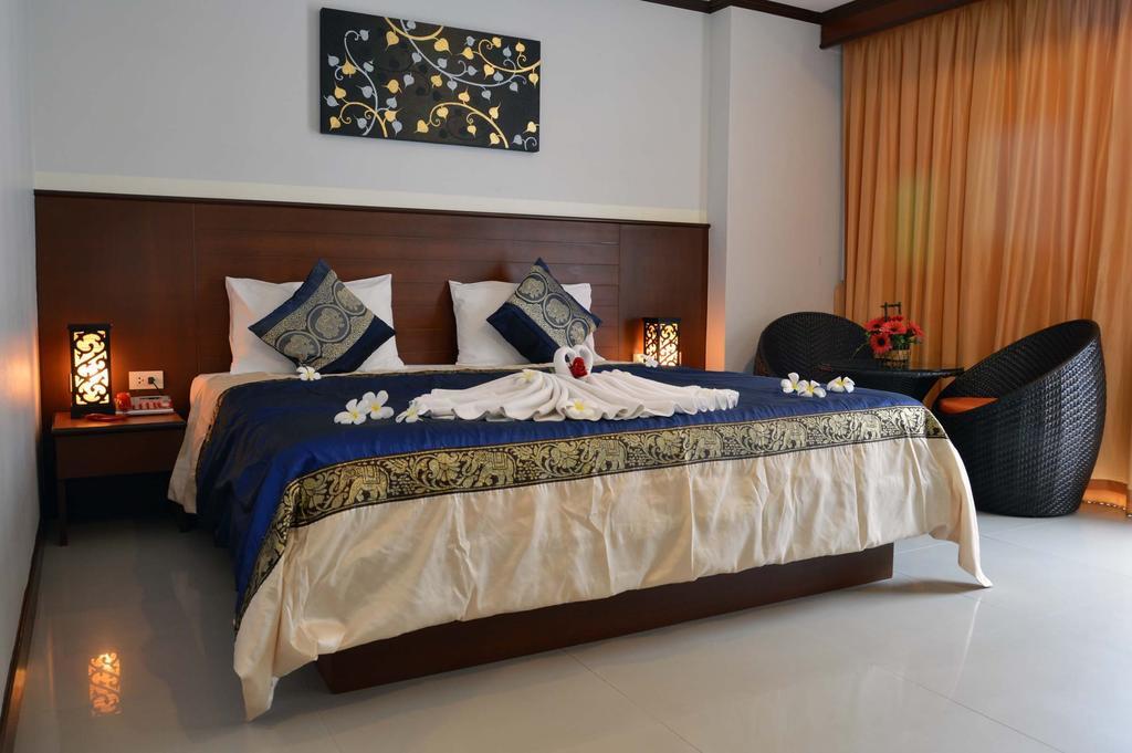 Sharaya Patong Hotel Exterior foto