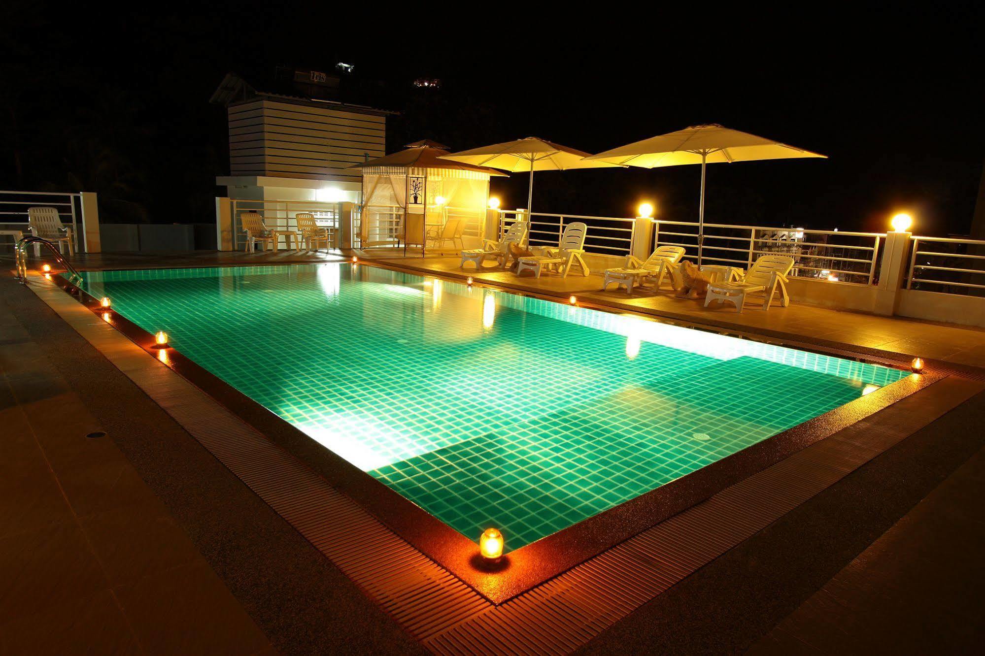 Sharaya Patong Hotel Exterior foto